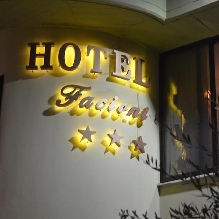 Hotel Facioni Pomezia Exteriér fotografie